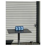 HEAVY DUTY RESTAURANT TABLE