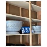 LOT 2 HEAVY DUTY COLANDERS