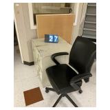 LOT OFFICE FURNITURE