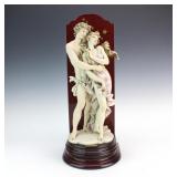 Giuseppe Armani ï¿½Embraceï¿½ Figurine