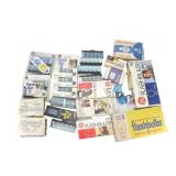 LOT OF ASSORTED FLASHBULBS