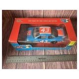 Vtg RIchard Petty 1/24 Racing Champion