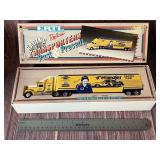 Vtg ERTL WranglerTransporter Mint in Box 1/64