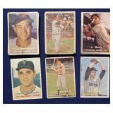 (30) 1957 Topps Baseball Lot (low grade)