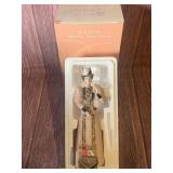RARE 2004 AVON Ms Albee Award Statue NIB