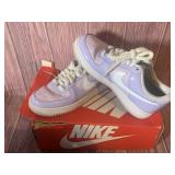 Nike Shoes add model