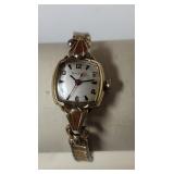 Vintage Bulova 10k rolled gold ladies watch