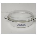 Vitnage Anchor Hocking Fire King Milk glass