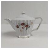 Vintage Tuscany Ribbed Floral Gold Trim Tea Pot