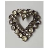 Vintage Heart rhinestone silver tone brouch
