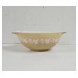 Pyrex Sandlewood Ivy Cinderella Bowl 4 qt
