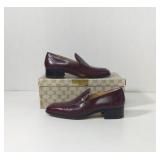 Vintage GUCCI Burgundy Leather Loafers with gold