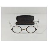 Vintage Specks With Case