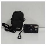 Nixon One Touch Zoom camera with case works