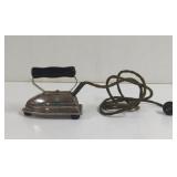 Vintage Ohio 6 Electric Corded Travel Iron