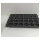 Nonstick cupcake pan two doven