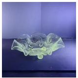 EAPG Crimped rim footed bowl UV WITH 365NM
