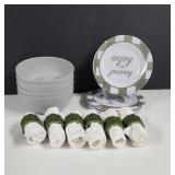 Green and Grey snack set plastic