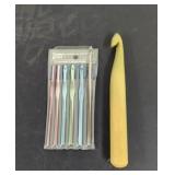 Silvalume Aluminum / wooden crochet hooks