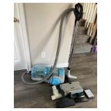 Eureka Whirlwind canister vacuum, works