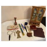 Jewelry music box, Royalty, magnifying glasses KA