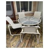 Hauser Metal patio set - G