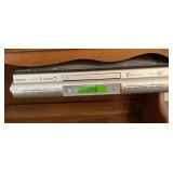 Sony under-cabinet radio/CD player - G