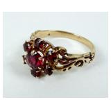 Ladies 14Kt. Gold Garnet Cluster Ring