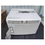 FRIGIDAIRE Window Air Conditioner