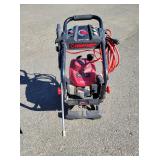 Troy-Bilt XP 2600 PSI Pressure Washer, Working