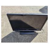 MAGNAVOX 32' Black HDTV with Built-in DVD player