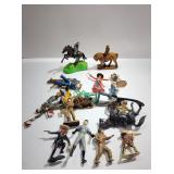 (QTY) Assorted Vintage Toy Soldiers & Others