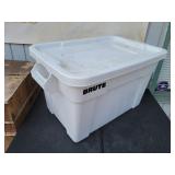 BRUTE Heavy Duty Plastic Bin