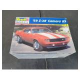 Revell '69 Z-28 Camaro RS Model Kit