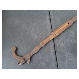 Vintage Giant Red Devil No. 101 Nail Puller