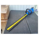 KOBALT 40V Cordless Hedge Trimmer, Working