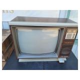 Vintage TEKNIKA Color TV with Remote