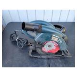 BLACK & DECKER Wood Hawk Circular Saw