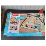 FISHER PRICE 3-in-1 Glow & Grow Gym
