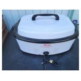 AROMA 20-Quart Roaster Oven