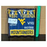 West Virgina Mountaineers Sign
