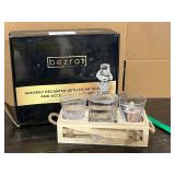 Bezrat Barware Whiskey Decanter w/Cigar Glasses