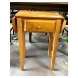Drop Leaf End Table