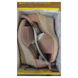 Women's 9 Pink Wedged Sandals