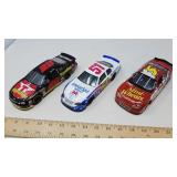 COLLECTIBLE MODEL RACE CARS / 3 PCS