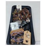 ASSORTED JEWELRY ITEMS+