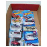 MINI TOY VEHICLES / HOT WHEELS / 9 PCS