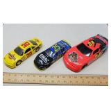 COLLECTIBLE MODEL RACE CARS / 3 PCS