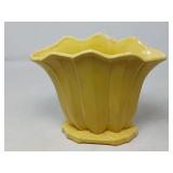 McCOY FAN SHAPED VASE /  COLLECTIBLE