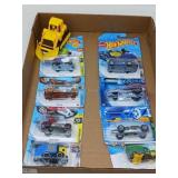 8 HOT WHEELS UNOPENED